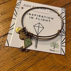 ALEX AND ANI Inspiration in Flight Expandable Wire